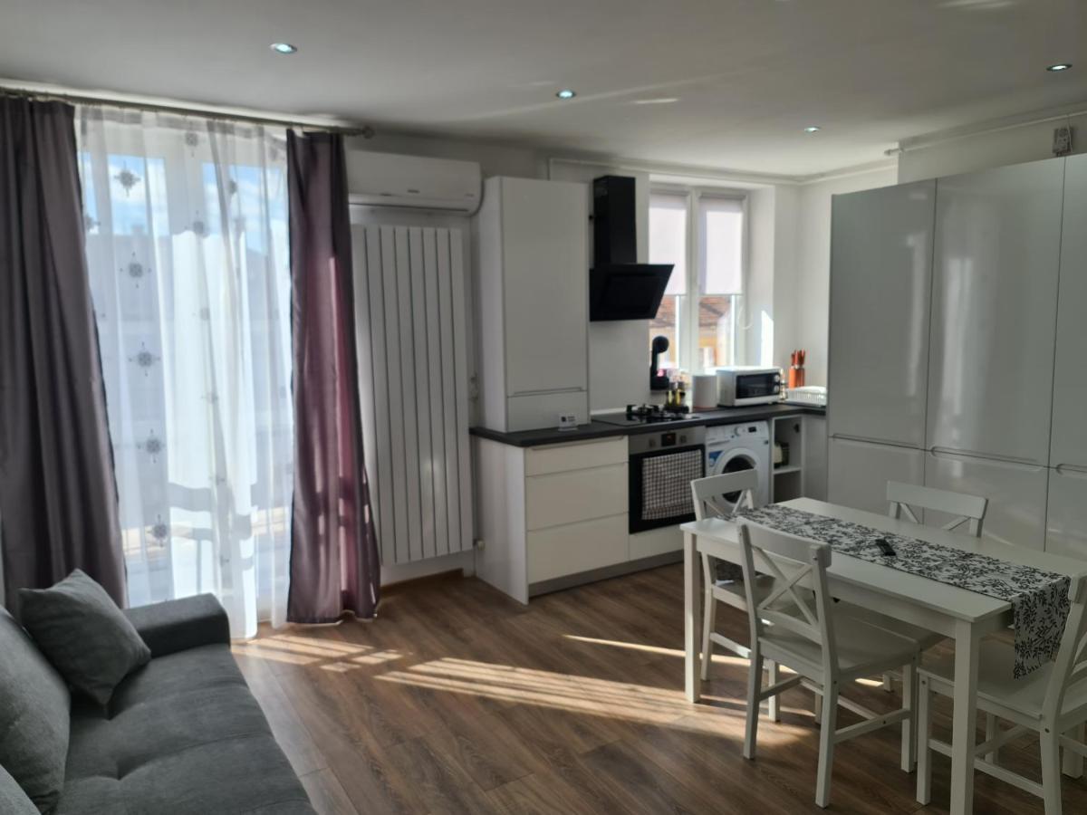 The Best Apartment Hunedoara Eksteriør billede