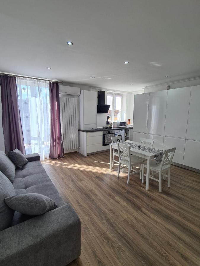 The Best Apartment Hunedoara Eksteriør billede
